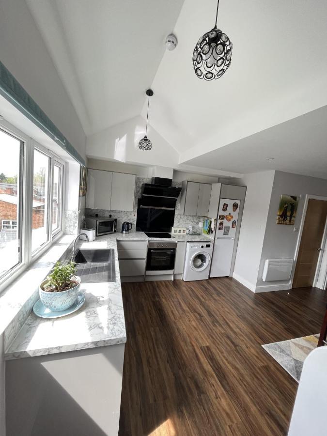 Moseley Village Apartments 伯明翰 外观 照片